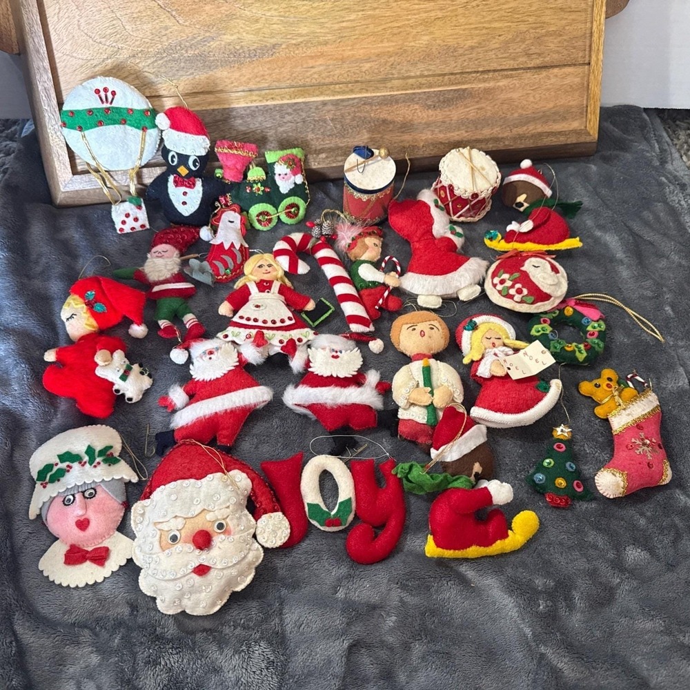 Vintage Handmade Felt Christmas Ornaments Set Of 24